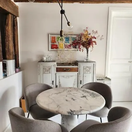 Apartmet In Central Апартаменты