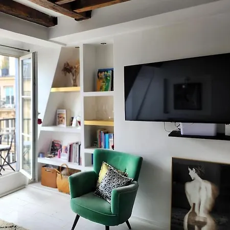 Apartmet In Central Appartement Parijs