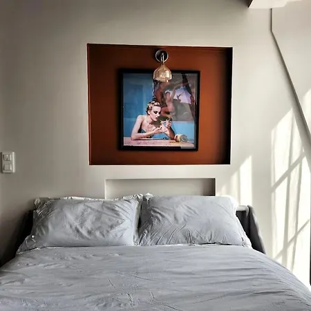 Apartmet In Central Париж